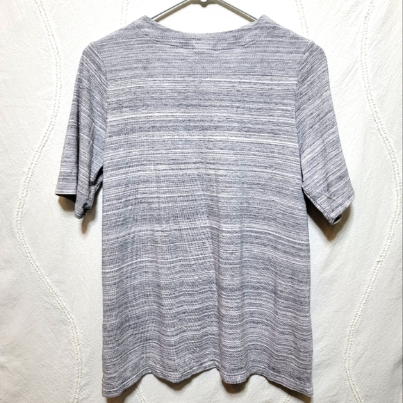 Nike Sportswear Advanced 15 Women's Top Size small - Picture 6 of 9